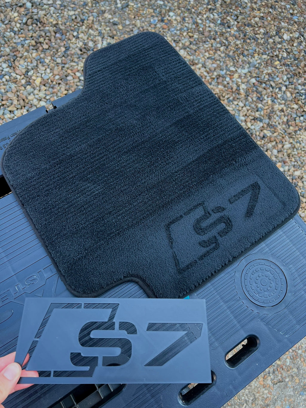 S7 Car Mat Stencil