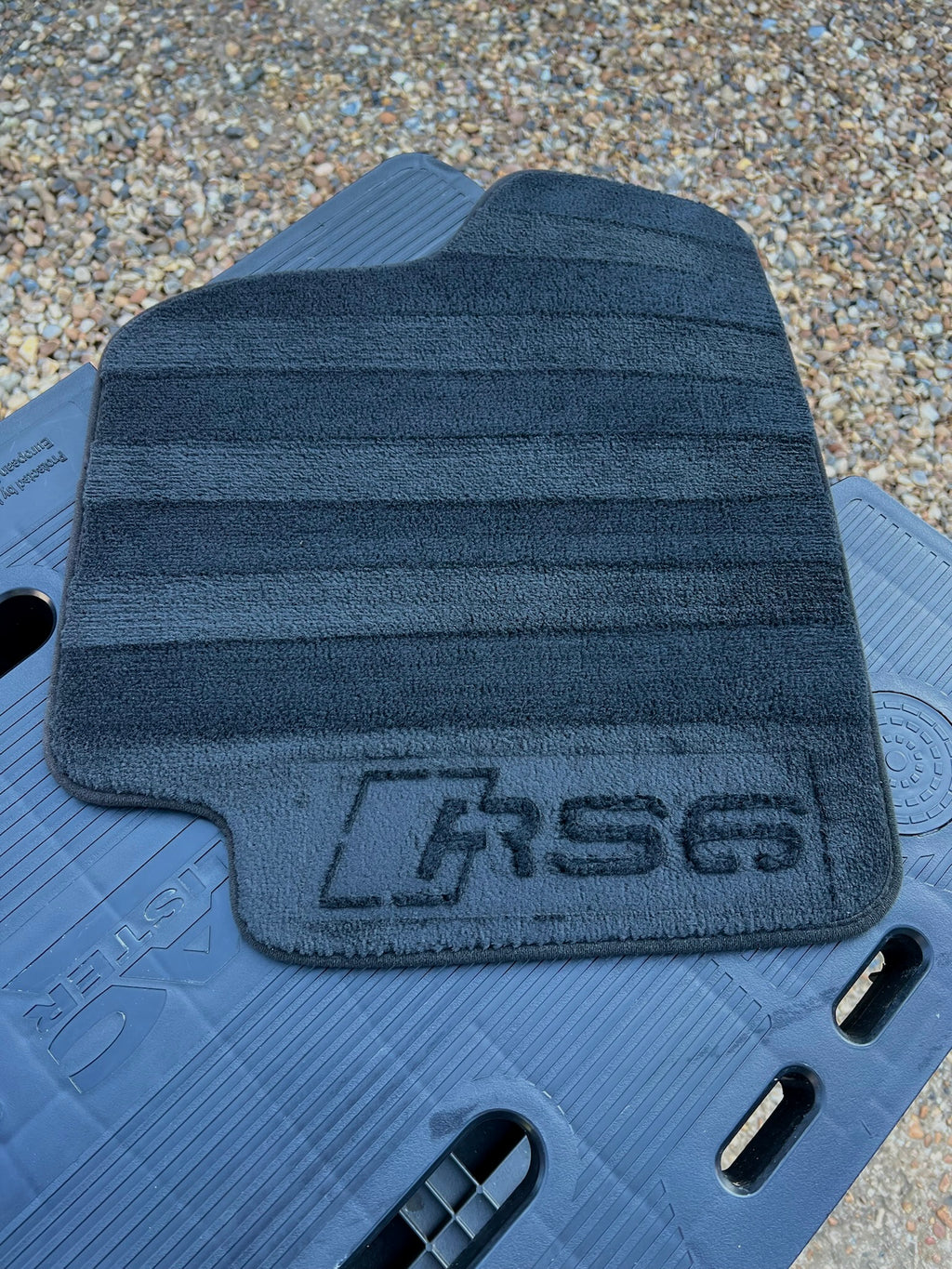 RS6 Car Mat Stencil