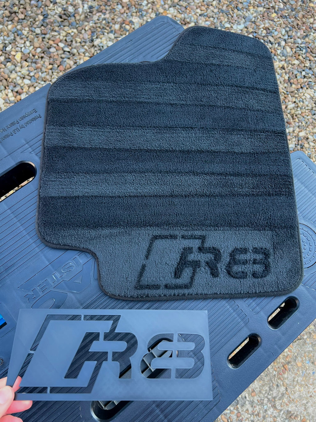 R8 Car Mat Stencil